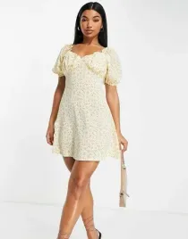 missguided-zolta-mini-sukienka-wzor-kwiaty-mo7-nh2-xxl