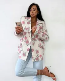 marynarka-oversize-z-poduszkami-w-kwiaty-la-milla