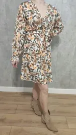 sukienka-w-kwiaty-jasna-rozmiar-standard