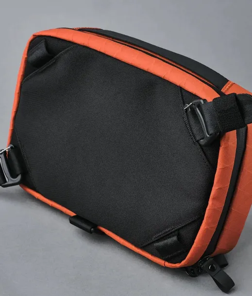 torba-na-elektronike-alpaka-elements-tech-case-max-x-pac-cayenne-kolekcja-elements-alpaka