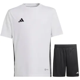 dzieciecy-stroj-na-wf-adidas-sportowy-komplet-koszulka-spodenki-r-140-152cm