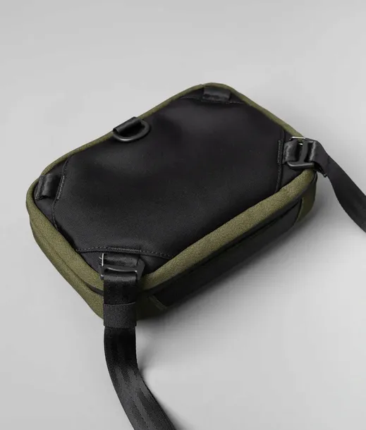 torba-na-elektronike-alpaka-elements-tech-case-max-axoflux-army-green-kolekcja-elements-alpaka