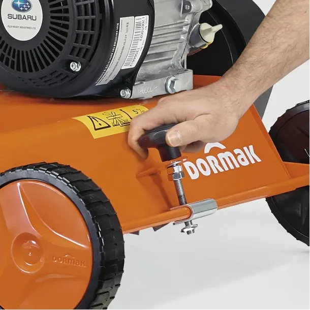 wertykulator-spalinowy-triunfo-sc38-eco-lc-marka-triunfo