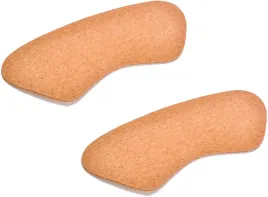 bezowe-skorzane-szerokie-zapietki-z-poduszkami-na-obtarcia-piety-heel-grips