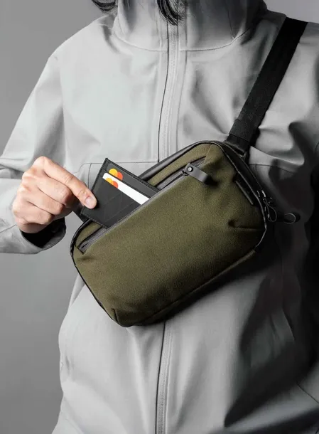 torba-na-elektronike-alpaka-elements-tech-case-mini-axoflux-army-green-glebokosc-krotszy-bok-7-cm