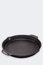 patelnia-zeliwna-z-uchwytami-petromax-40-cm