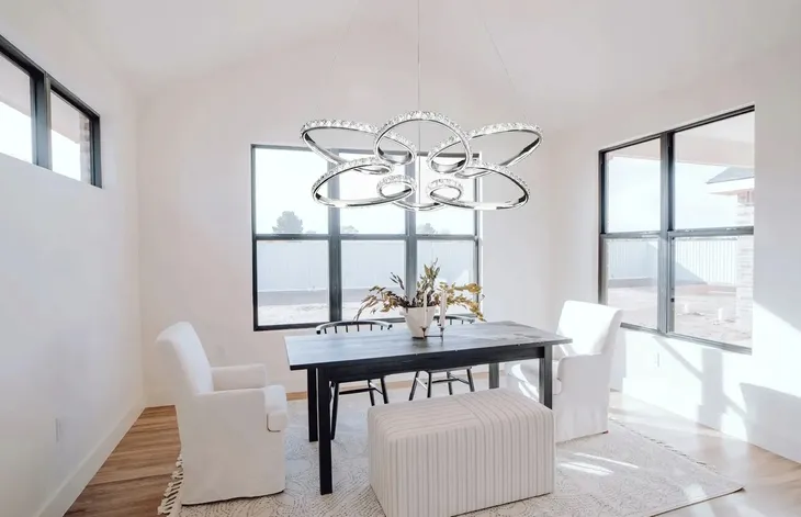 lampa-wiszaca-led-chrom-krysztalowa-glamour-kwiat-gwiazda-elegancka-54cm-liczba-punktow-swiatla-1