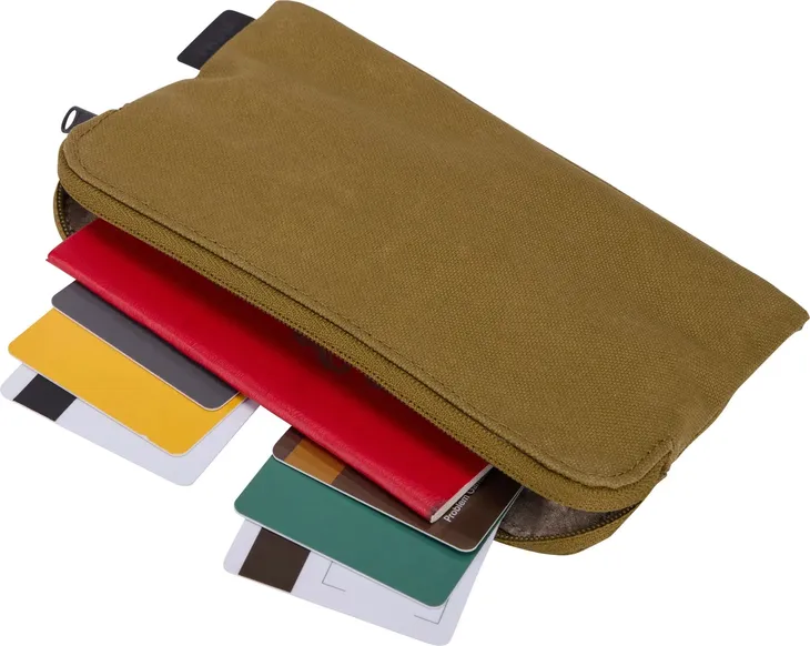 organizer-podrozny-thule-aion-nutria-brown-kolor-dominujacy-brazowy