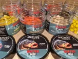 wafter-mini-method-feeder-biale-robaki-15g-6mm-przeznaczenie-amury-karasie-karpie-leszcze
