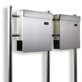 podwojna-skrzynka-na-listy-z-gazetnikiem-na-stojaku-wolnostojaca