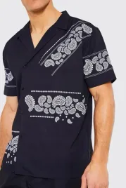 c25g016-koszula-czarna-wzor-ornament-boohoo-s