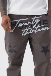 spodnie-jeansowe-szare-proste-klasyczne-wzor-nadruk-napis-boohooman-l