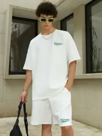 komplet-meski-teksturowany-z-haftami-t-shirt-spodenki-shein-xl