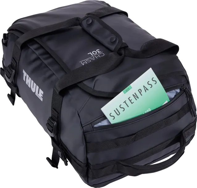 torba-podrozna-thule-chasm-30l-black-plec-produkt-uniseks