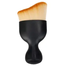 delikatny-pedzelek-detailingowy-do-wnetrza-zakamarkow-pedzel-do-detailingu