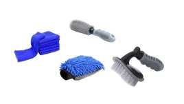 zestaw-akcesoriow-do-pielegnacji-i-mycia-samochodu