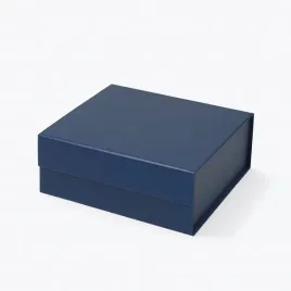 pudelko-magnetyczne-granatowe-200x200x75mm-opakowanie-prezentowe-na-magnes