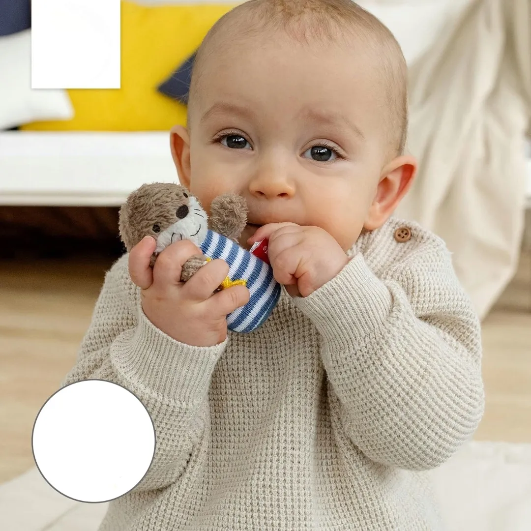 grzechotka-miniaturowa-wydra-zabawka-do-chwytania-do-dzwieku-0m-fehn