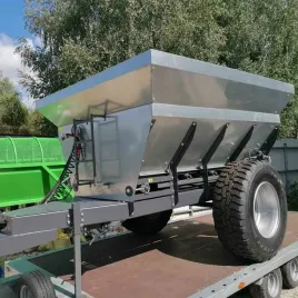 rozsiewacz-nawozu-wapna-3500kg-nawozenie-odkwaszenie-uprawa-ziemi