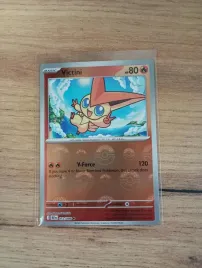 oryginalna-karta-pokemon-tcg-victini-xblk-012-promo