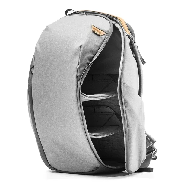 plecak-peak-design-everyday-backpack-20l-zip-popielaty-edlv2