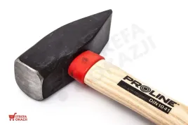 proline-mlotek-slusarski-2000g-trzonek-drewniany-12592
