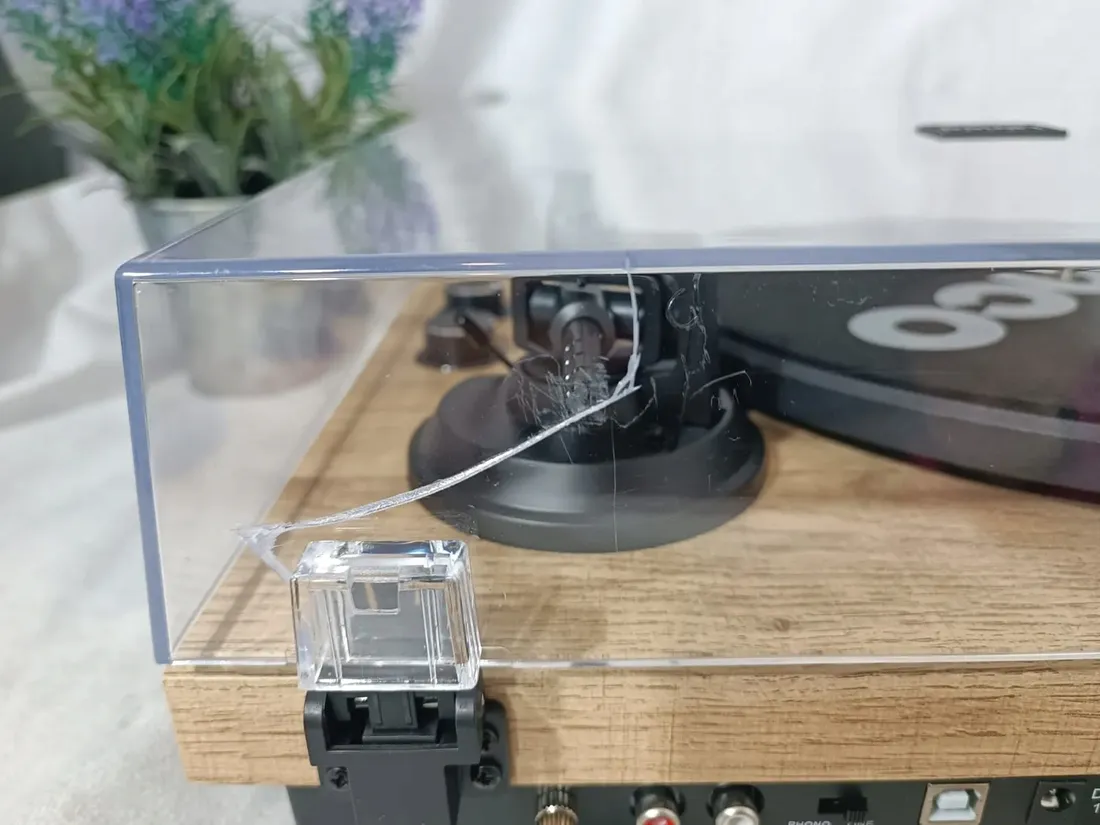 gramofon-lenco-lbt-188-bluetooth-usb-jasny-braz-stan-powystawowy