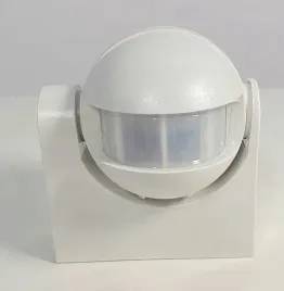 czujnik-ruchu-na-podczerwien-230v-bialy-gtv-cr-1