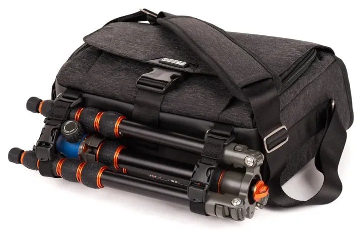 thinktank-vision-13-graphite