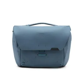 torba-peak-design-everyday-messenger-13l-ocean-niebieska