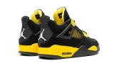 air-jordan-4-retro-thunder-40-marka-jordan