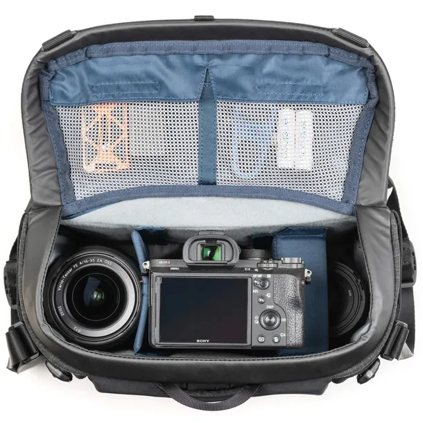 thinktank-speedtop-crossbody-15-graphite