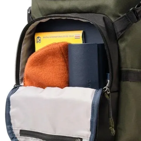 thinktank-darklight-14l-montane-green