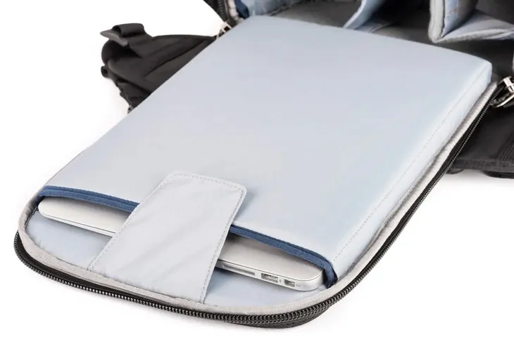 thinktank-urban-access-13-backpack