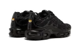 nike-air-max-plus-triple-black-45-marka-nike