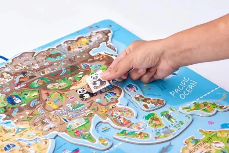 mapa-swiata-tablica-edukacyjna-2w1-stan-nowy