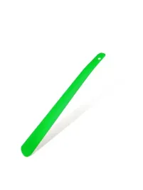 klasyczna-metalowa-lyzka-do-butow-sredniej-dlugosci-40cm-zielona