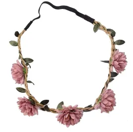 wianek-pudrowy-roz-kwiaty-opaska-na-glowe-roze-panienski-slubny-na-gumce