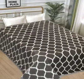 koc-akrylowy-narzuta-160x210cm-plaster-szary-walizka