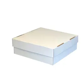 pudelko-karton-na-muffiny-paczki-30x30x10-cm-biale-opakowanie-bardzo-mocne