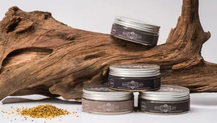 peeling-do-ciala-esencja-orientu-herbata-marka-honey-therapy