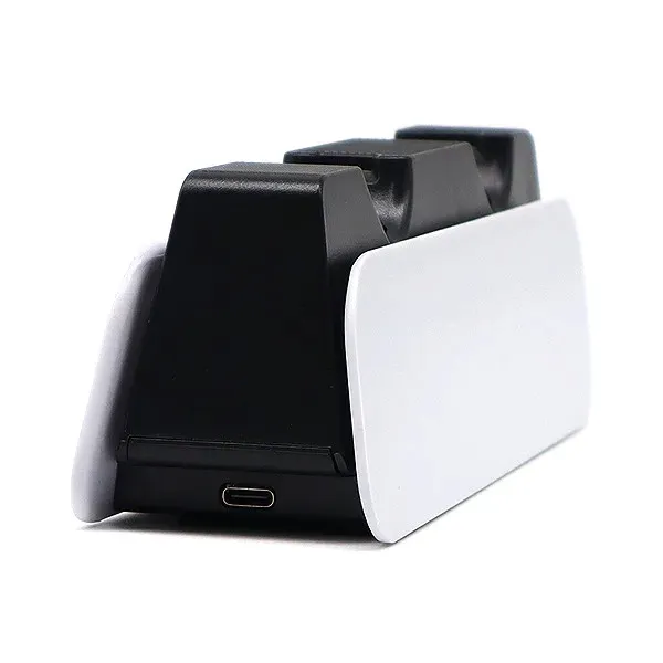 stacja-ladujaca-dla-kontrolera-ps5-zasilanie-usb