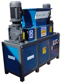 rozdrabniacz-2x4-kw-kruszarka-plyt-wiorowych-karton-gips-drewna-tektury