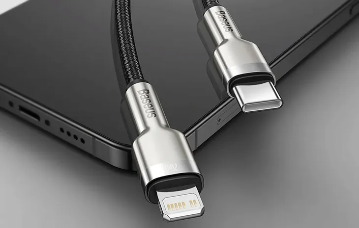 kabel-usb-c-do-lightning-baseus-cafule-pd-20w-2m-bialy-stan-nowy-zlacza-usb-typ-c-apple-lightning