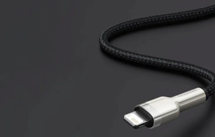 kabel-usb-do-lightning-baseus-cafule-2-4a-1m-bialy-stan-nowy-marka-baseus