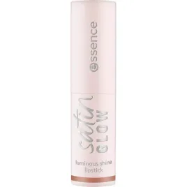 essence-satin-glow-pomadka-kremowa-o-satynowym-polysku-01-whole-latte-lov