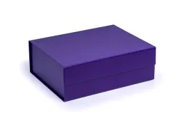 pudelko-magnetyczne-a4-ciemny-fiolet-330x255x115-pudelko-premium-na-prezent