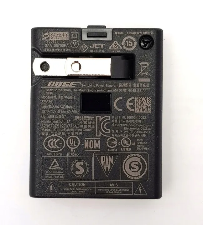 ladowarka-bose-329679-5v-1a-micro-usb-do-sluchawek