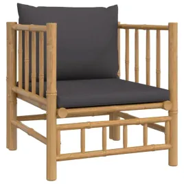 sofa-ogrodowa-z-ciemnoszarymi-poduszkami-bambusowa