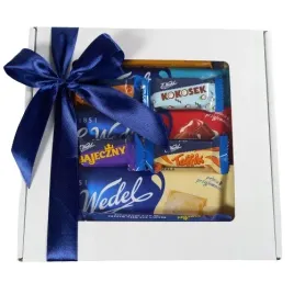 zestaw-box-wedel-slodycze-prezent-dzien-mamy-taty-dziecka-imieniny-urodziny